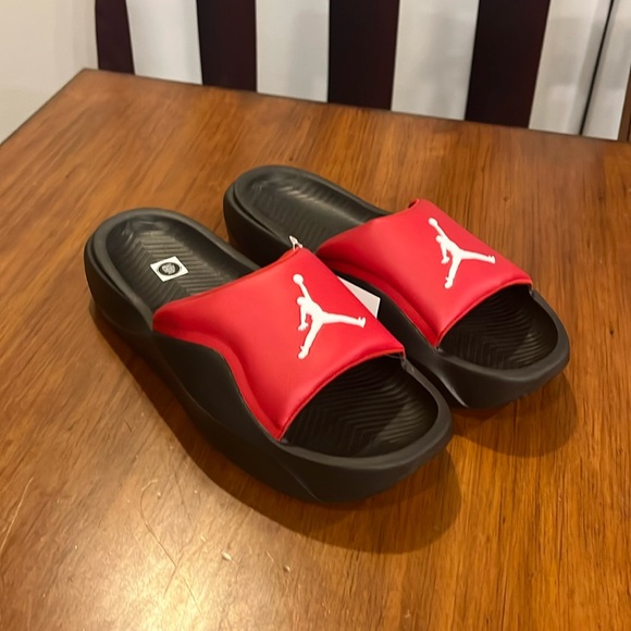 Nike Jordan Franchise Slides Sandals Shoes new HF3263 600 red black Men’s Size 8 - Picture 1 of 12